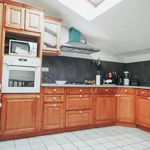 Appartement Avec Patio, Saint Anne-dʼAuray